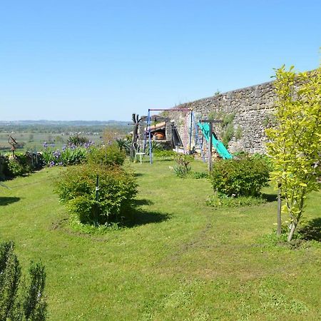 Saint-Pey-de-Castets Le Prieure Bed & Breakfast エクステリア 写真