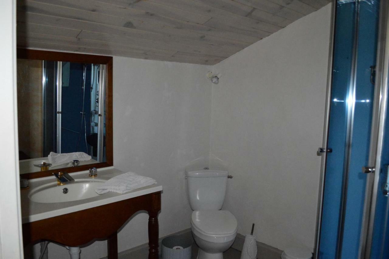 Saint-Pey-de-Castets Le Prieure Bed & Breakfast エクステリア 写真